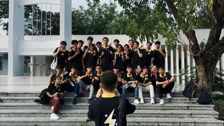 z6472309994460_27e894706e393339f284d4712fbbdd3d